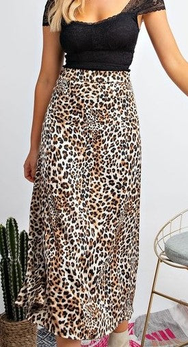 SPICE IT UP | Leopard Satin Midi Skirt